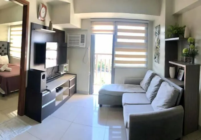 1br With Balcony At Horizons 101 * Cebu