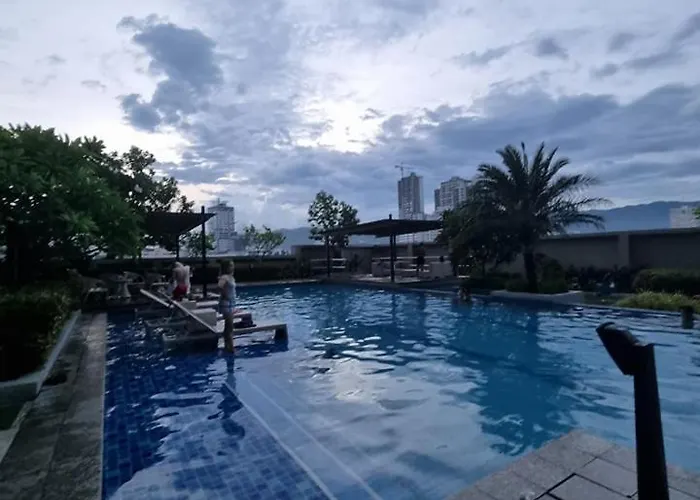 Apartment 1br With Balcony At Horizons 101 *