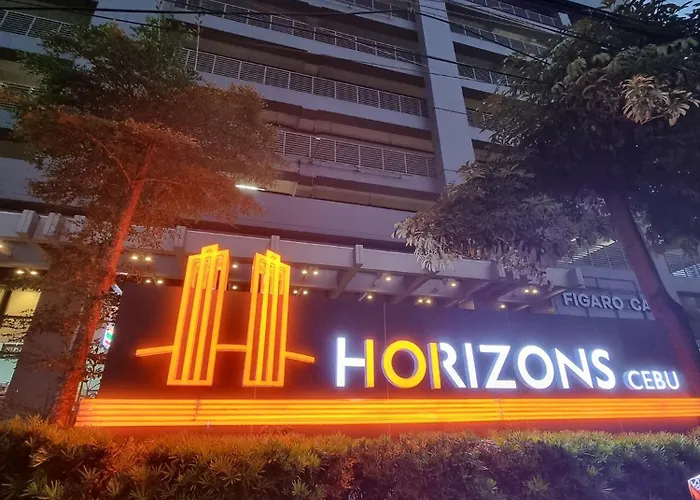 Apartment 1br With Balcony At Horizons 101