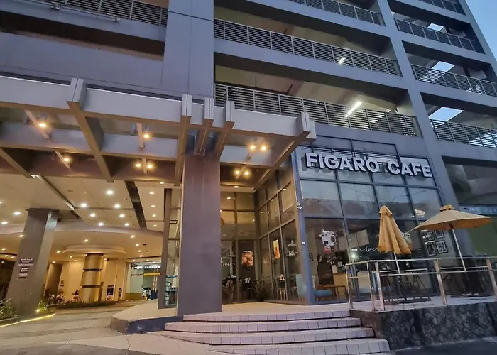 Apartment 1br With Balcony At Horizons 101 *